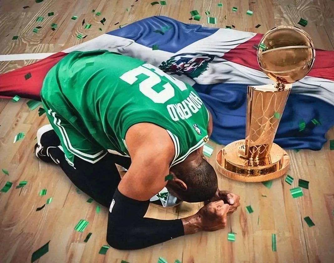 哟呵！曝勇士新首发中锋！NBA最老球队诞生