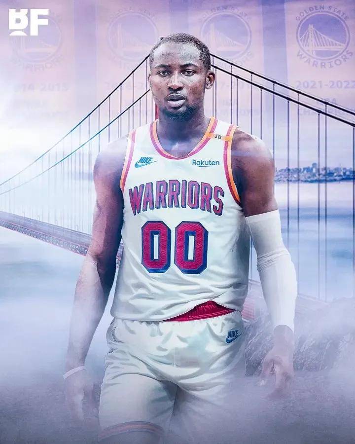 哟呵！曝勇士新首发中锋！NBA最老球队诞生