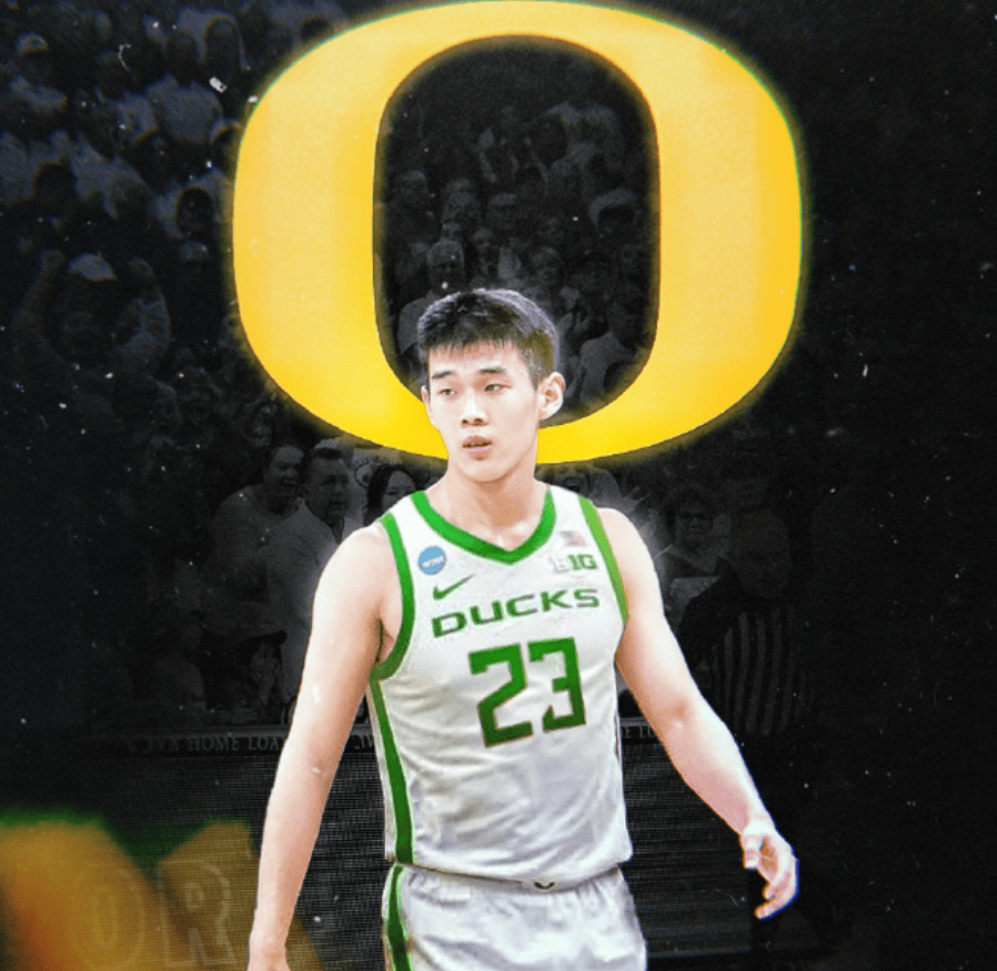 随队一起爬山！林葳逐渐跟队训练，到美国打大学篮球